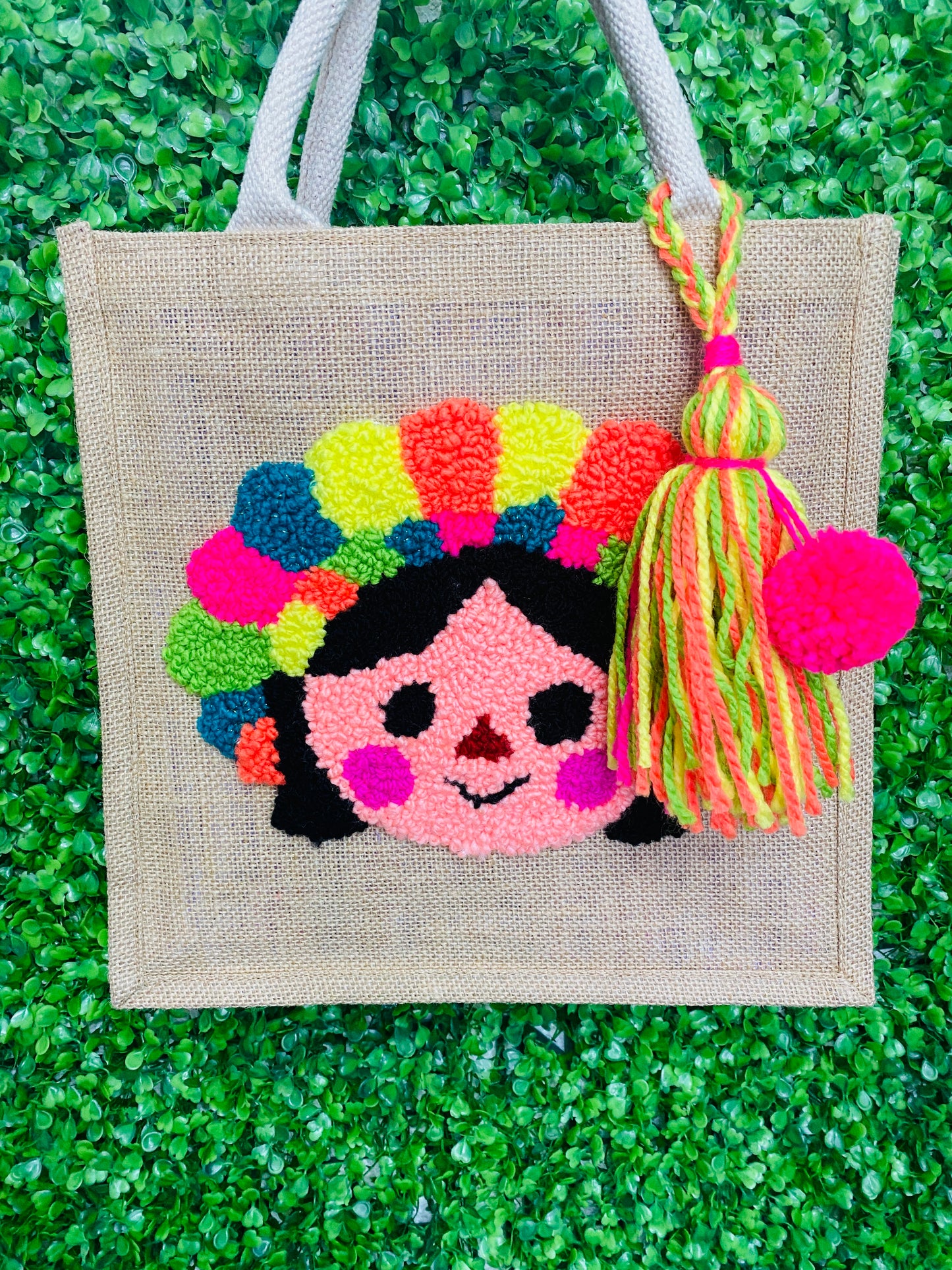 BOLSA MEXICANA DE MUÑECA LELE